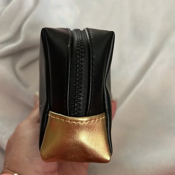 Yves Saint Laurent Beaute Bag